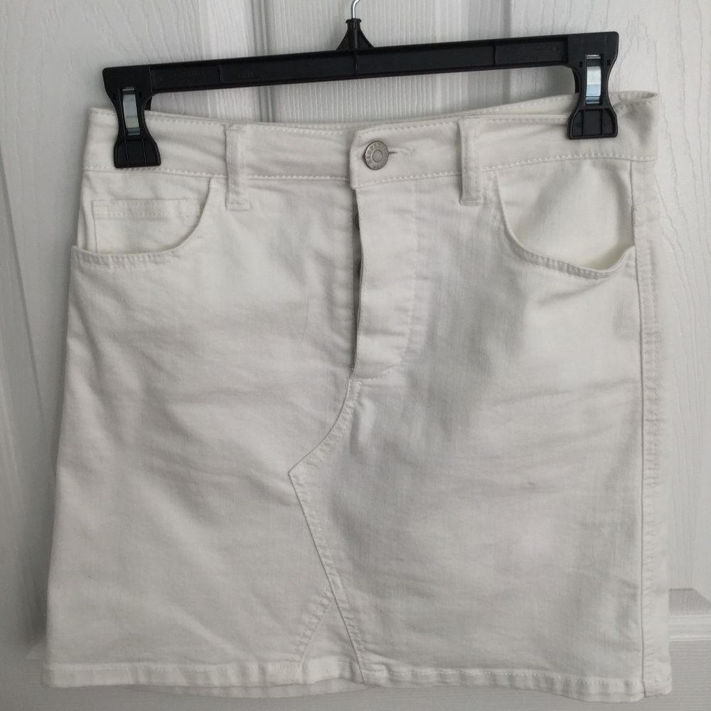 White denim skirt size small
